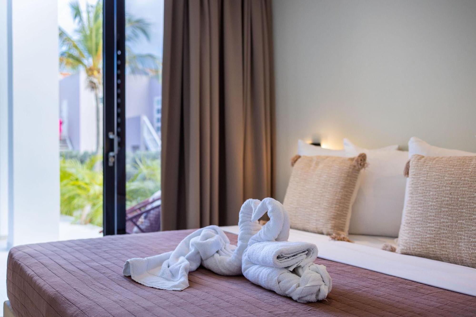 Coral Estate Luxury Resort Willibrordus ภายนอก รูปภาพ